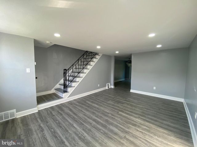 1213 CRESTVIEW RD, Darby, PA 19023