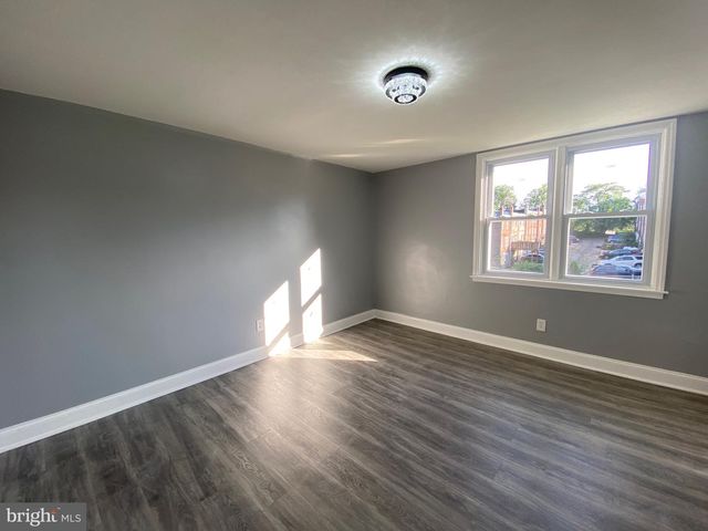 1213 CRESTVIEW RD, Darby, PA 19023