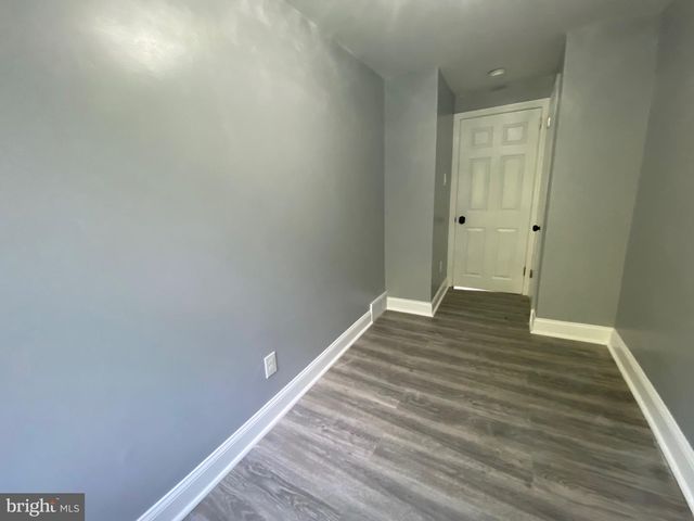 1213 CRESTVIEW RD, Darby, PA 19023