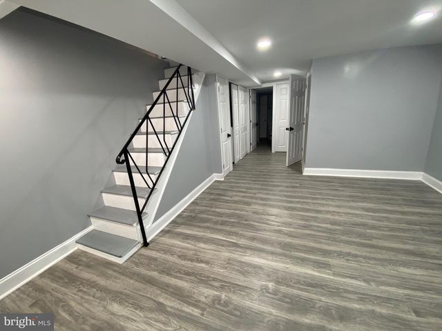 1213 CRESTVIEW RD, Darby, PA 19023