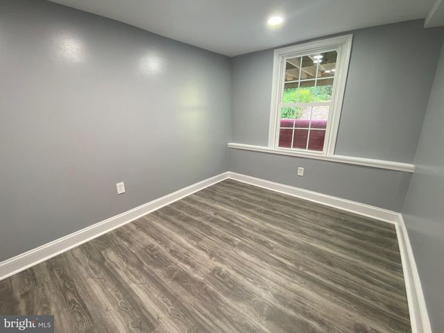 1213 CRESTVIEW RD, Darby, PA 19023