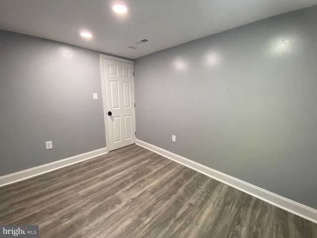 1213 CRESTVIEW RD, Darby, PA 19023