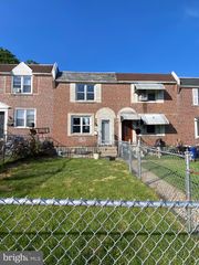 1213 CRESTVIEW RD, Darby, PA 19023