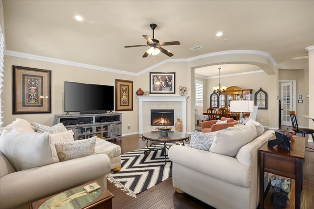6413 Tuckers Place, Rowlett, TX 75089