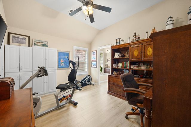 6413 Tuckers Place, Rowlett, TX 75089