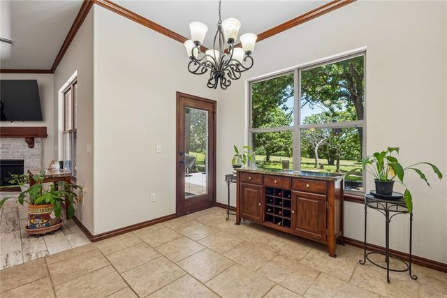 5050 Pond Drive, Harrah, OK 73045