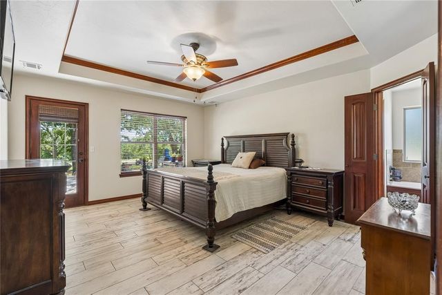 5050 Pond Drive, Harrah, OK 73045
