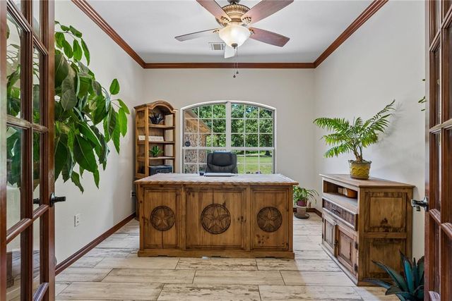 5050 Pond Drive, Harrah, OK 73045