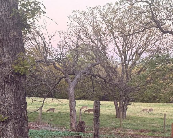 5050 Pond Drive, Harrah, OK 73045