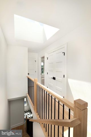 1241 4TH ST NW, Washington, DC 20001
