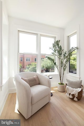 1241 4TH ST NW, Washington, DC 20001