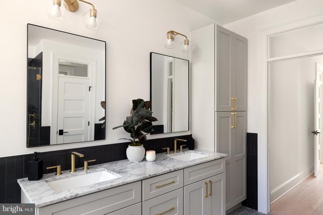 1241 4TH ST NW, Washington, DC 20001