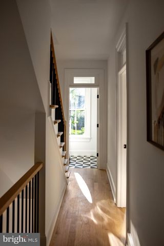 1241 4TH ST NW, Washington, DC 20001
