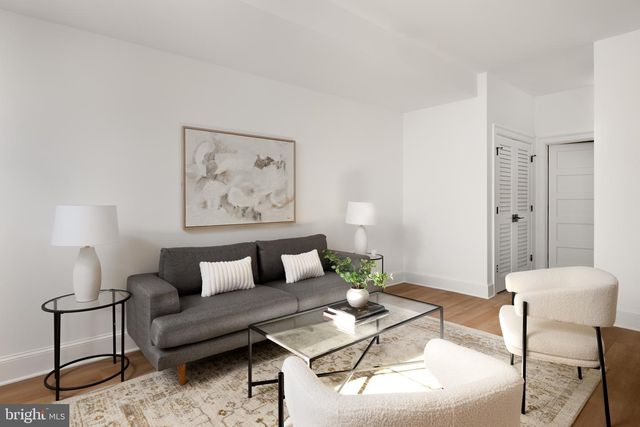 1241 4TH ST NW, Washington, DC 20001