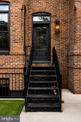 1241 4TH ST NW, Washington, DC 20001