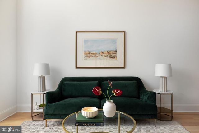 1241 4TH ST NW, Washington, DC 20001
