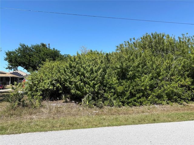 9180 SPRING CIRCLE, Port Charlotte, FL 33981