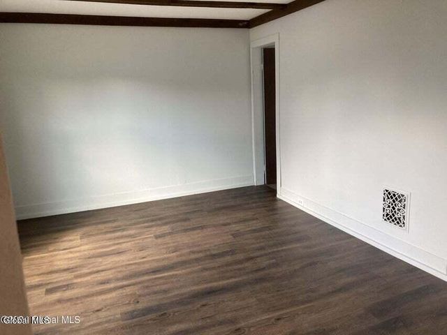 22 Lexington Avenue, Gloversville, NY 12078