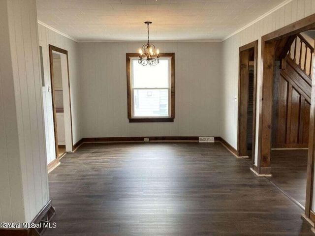 22 Lexington Avenue, Gloversville, NY 12078