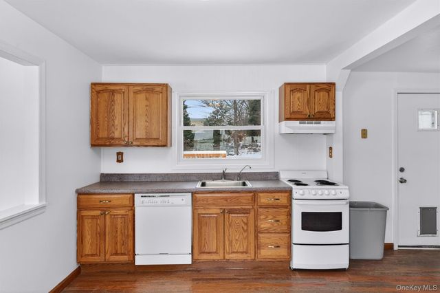 9 Ludwig Drive, Monroe, NY 10950