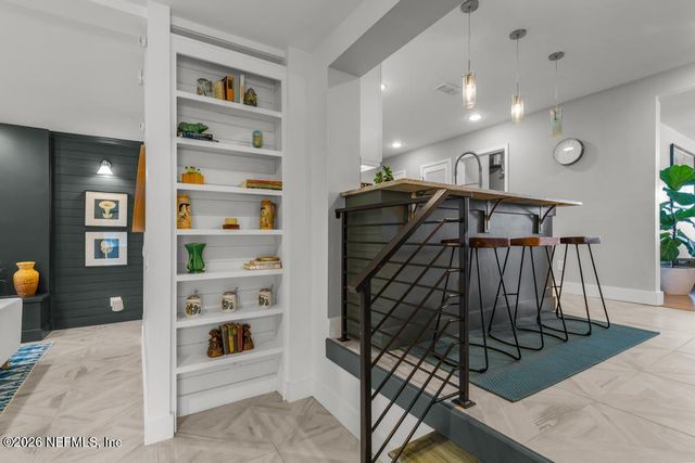 1602 7TH Street N, Jacksonville Beach, FL 32250