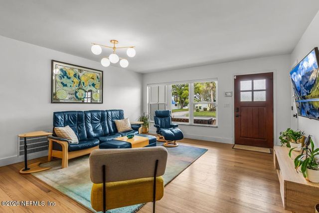 1602 7TH Street N, Jacksonville Beach, FL 32250