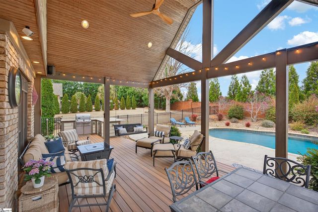 9 Bingham Way, Simpsonville, SC 29680