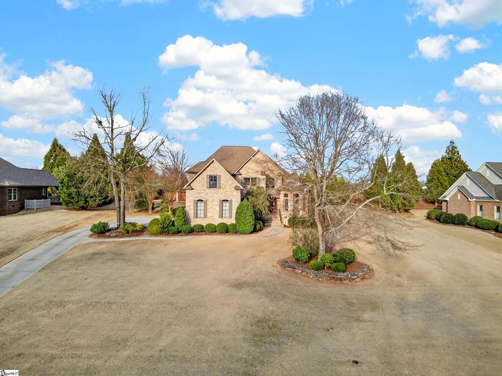 9 Bingham Way, Simpsonville, SC 29680