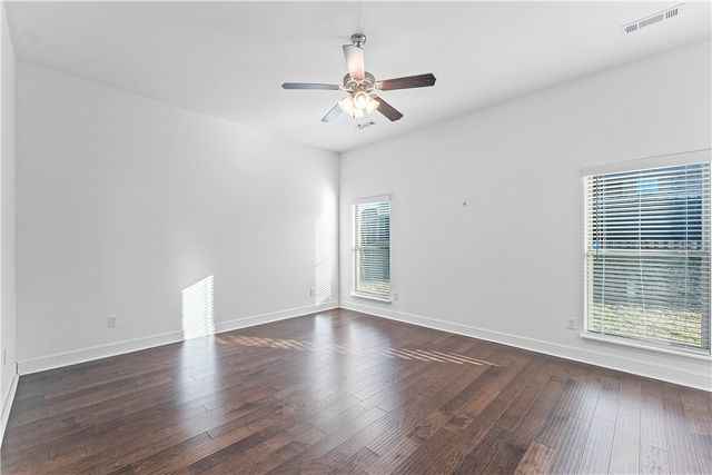 2401 Lock Lane, Pea Ridge, AR 72751