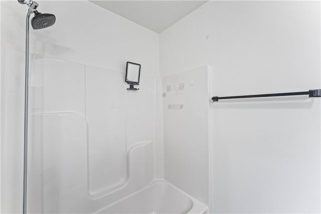 2401 Lock Lane, Pea Ridge, AR 72751