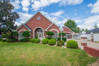 1002 Robinson Road, La Porte, TX 77571