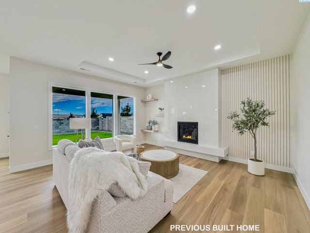 2919 Meadowlark Ave, Richland, WA 99352