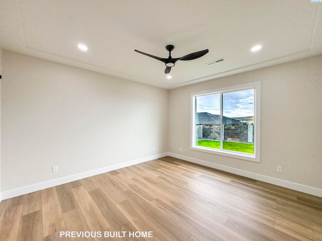 2919 Meadowlark Ave, Richland, WA 99352