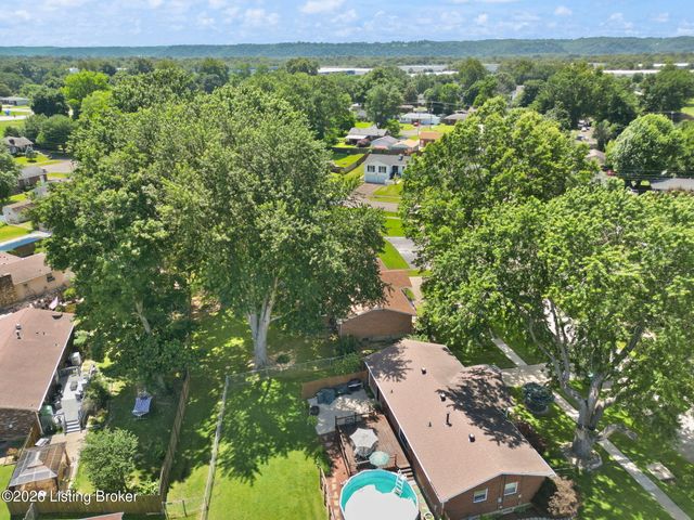 6212 Scottwood Dr, Louisville, KY 40258