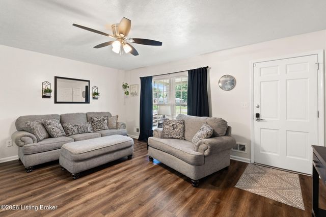 6212 Scottwood Dr, Louisville, KY 40258