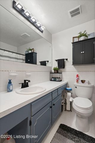 6212 Scottwood Dr, Louisville, KY 40258