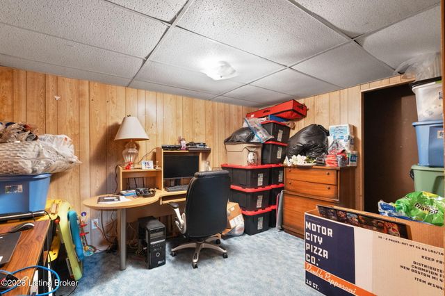 6212 Scottwood Dr, Louisville, KY 40258