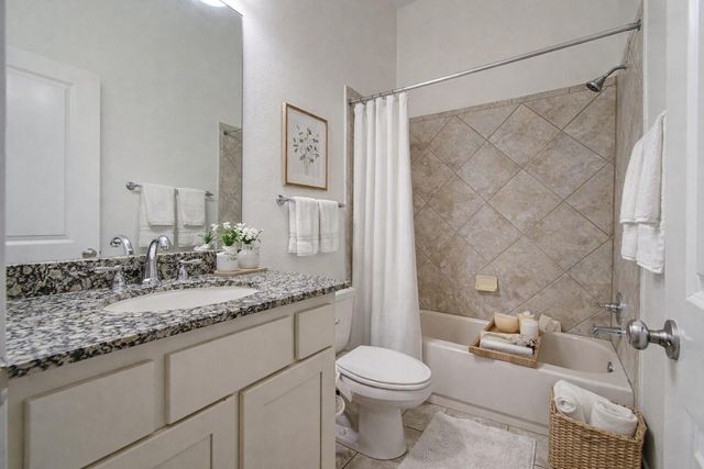 6614 Rising Hills Lane, Sugar Land, TX 77479