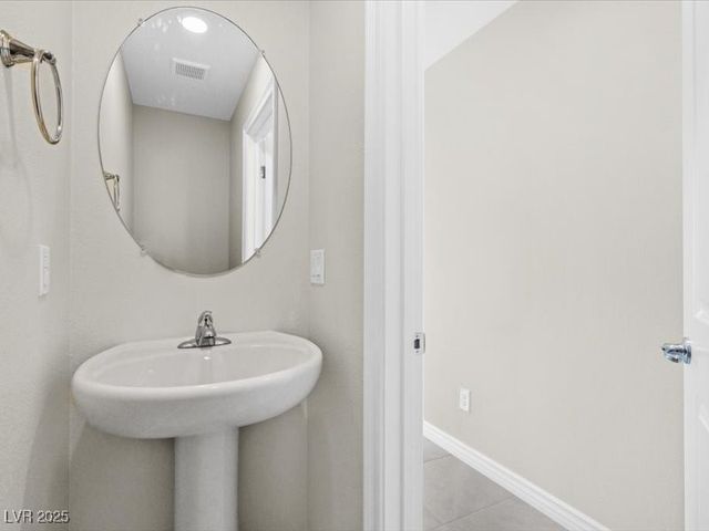 370 Rosefinch Street, Henderson, NV 89012