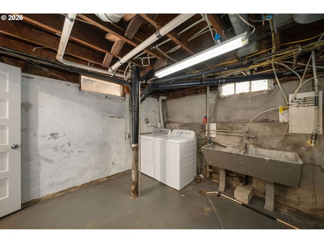 5235 Ne 16TH Ave, Portland, OR 97211