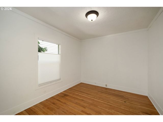 5235 Ne 16TH Ave, Portland, OR 97211