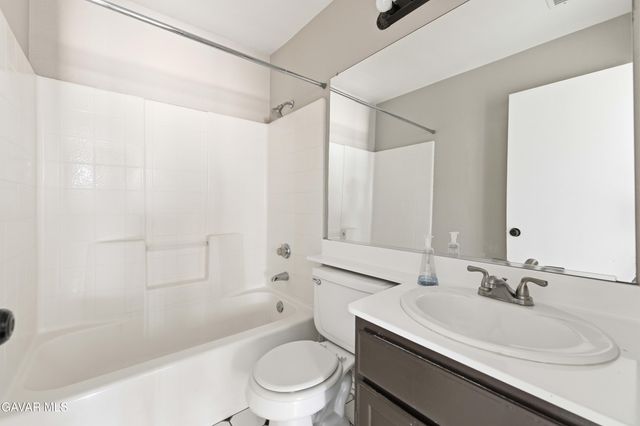 2326 Westpark Drive, Rosamond, CA 93560