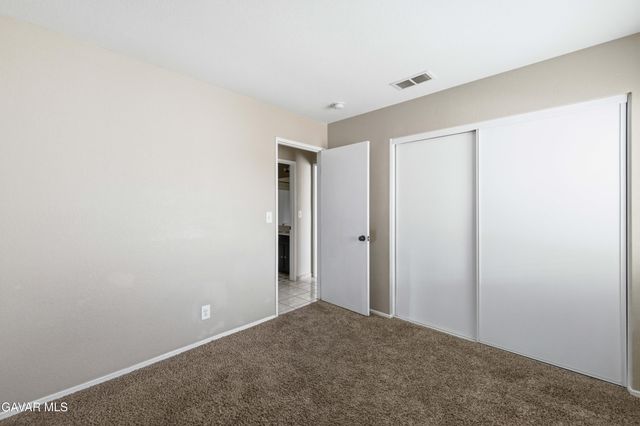 2326 Westpark Drive, Rosamond, CA 93560