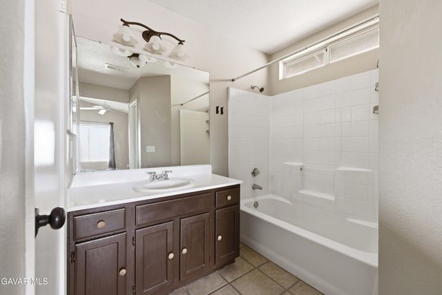 2326 Westpark Drive, Rosamond, CA 93560