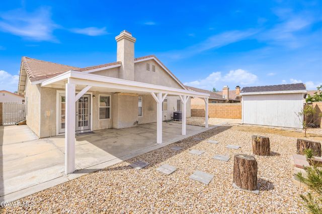 2326 Westpark Drive, Rosamond, CA 93560