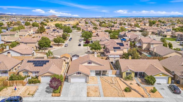 2326 Westpark Drive, Rosamond, CA 93560