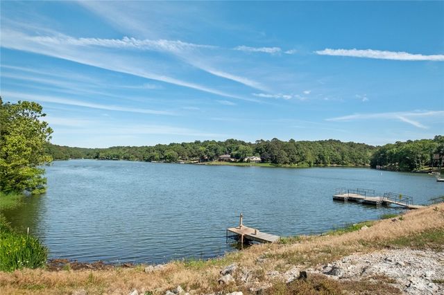 6 Alyce Lane, Bella Vista, AR 72714