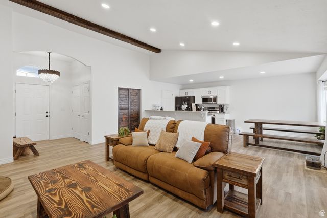 3805 W JUPITER HILLS DR, Syracuse, UT 84075