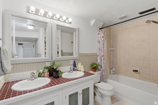 3805 W JUPITER HILLS DR, Syracuse, UT 84075