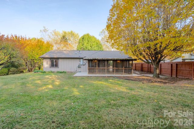 24 Green Acres Drive, Candler, NC 28715